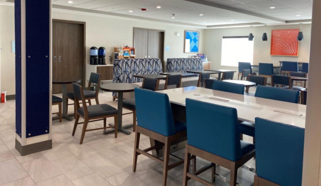 Holiday Inn Express Hotel & Suites Grand Junction By Ihg Exterior photo