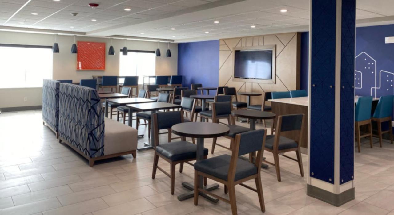Holiday Inn Express Hotel & Suites Grand Junction By Ihg Exterior photo