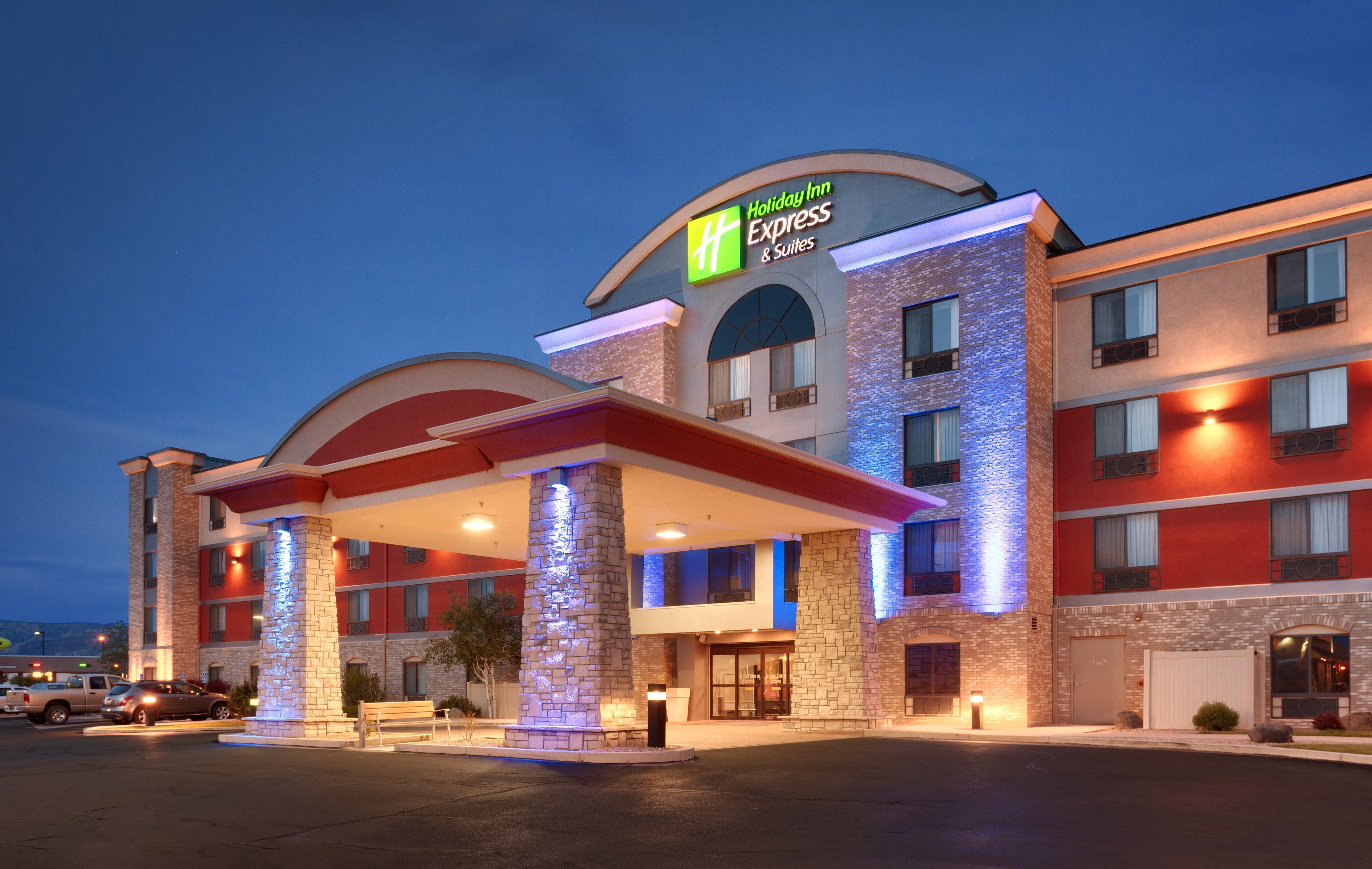 Holiday Inn Express Hotel & Suites Grand Junction By Ihg Exterior photo