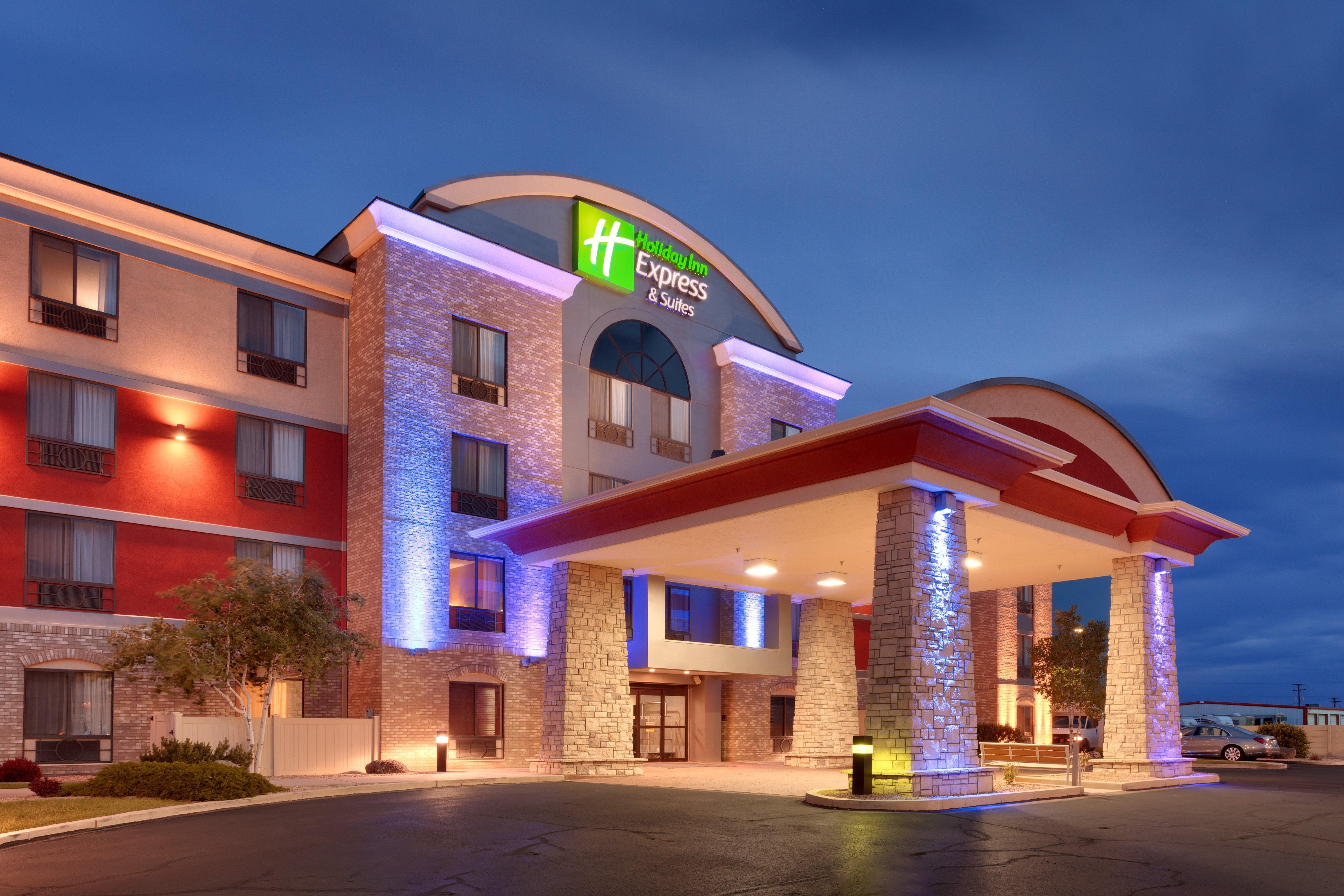 Holiday Inn Express Hotel & Suites Grand Junction By Ihg Exterior photo
