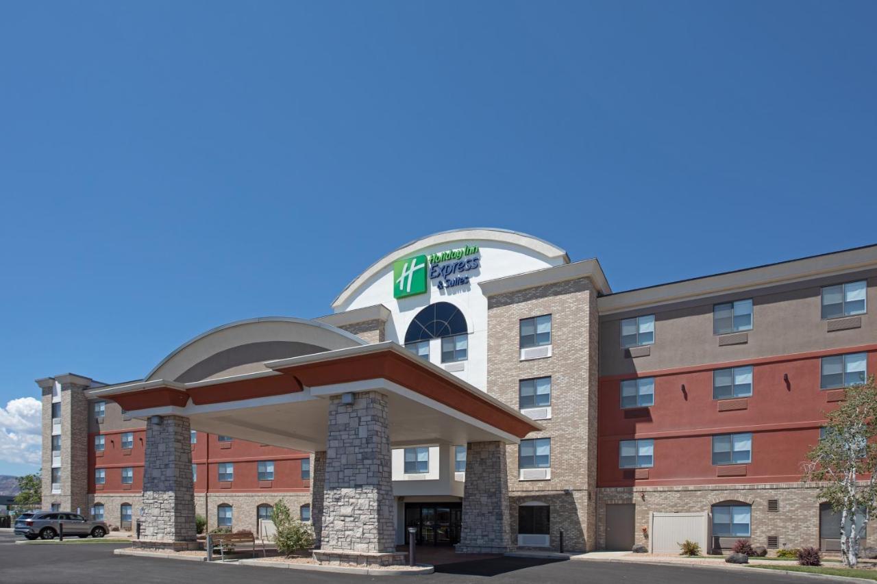 Holiday Inn Express Hotel & Suites Grand Junction By Ihg Exterior photo